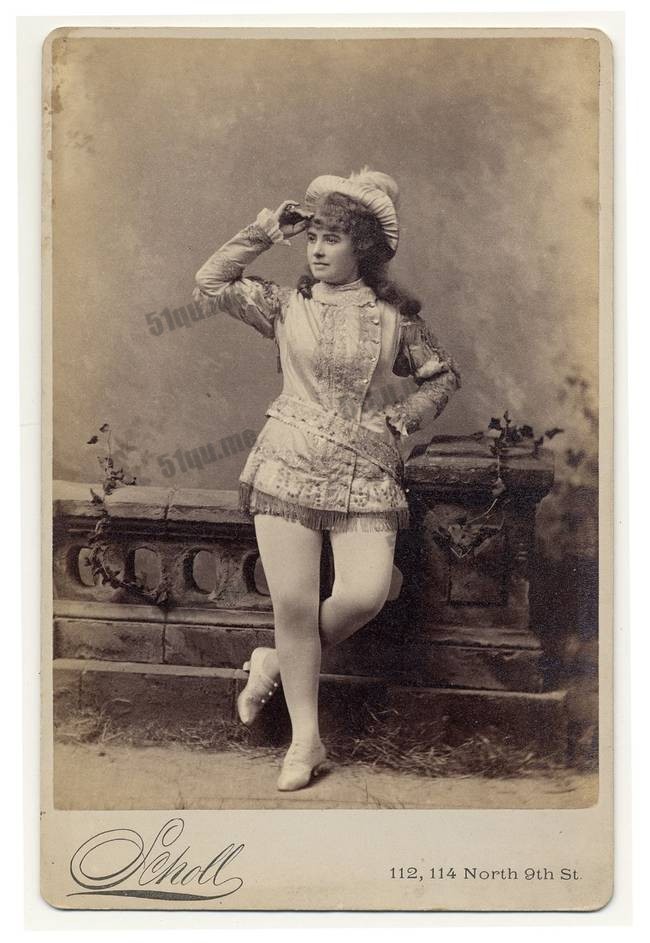 很有趣的19世纪滑稽表演时的服装