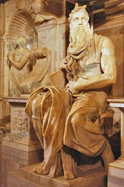 米开朗基罗雕刻中"有角的人类"